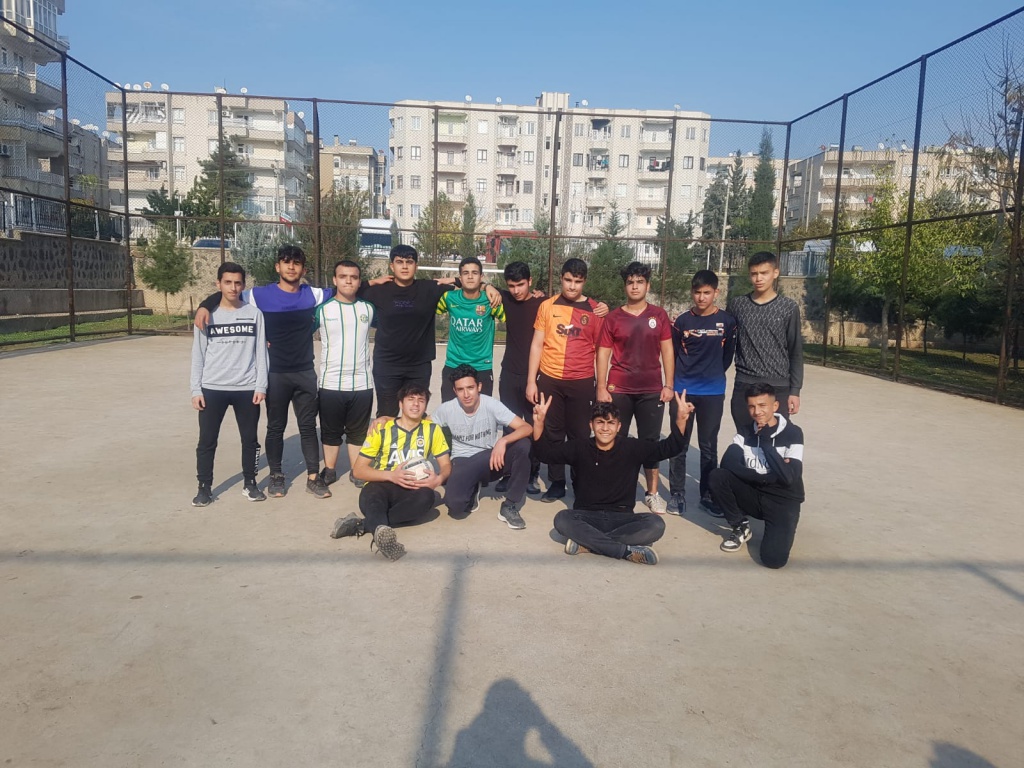 Siniflararasi Futbol Turnuvasi D L T Ren Anl Urfa